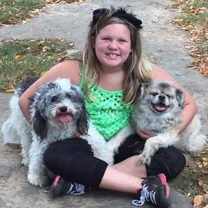 Meet your Posher, Dana